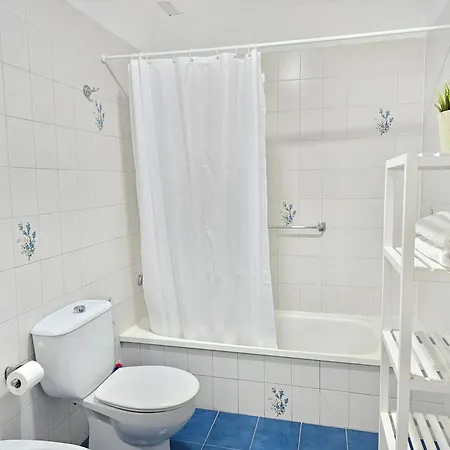 Apartment New Sensational Ocean Brise, Seafront Playa De Las Vistas, Cristianos I *