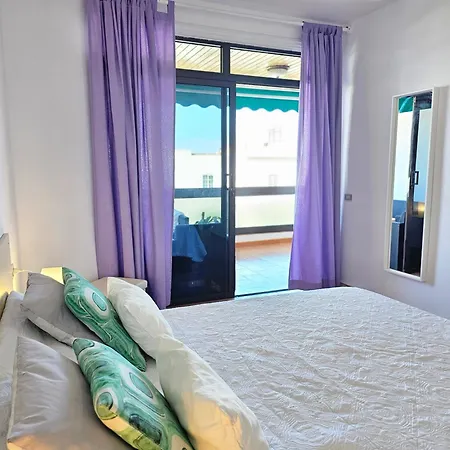 شقة New Sensational Ocean Brise, Seafront Playa De Las Vistas, Cristianos I *