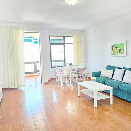New Sensational Ocean Brise, Seafront Playa De Las Vistas, Cristianos I * أرونا